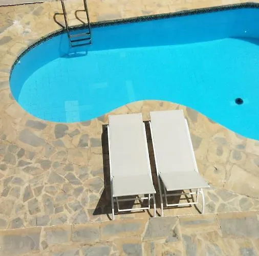 בית הארחה Tropical 3*